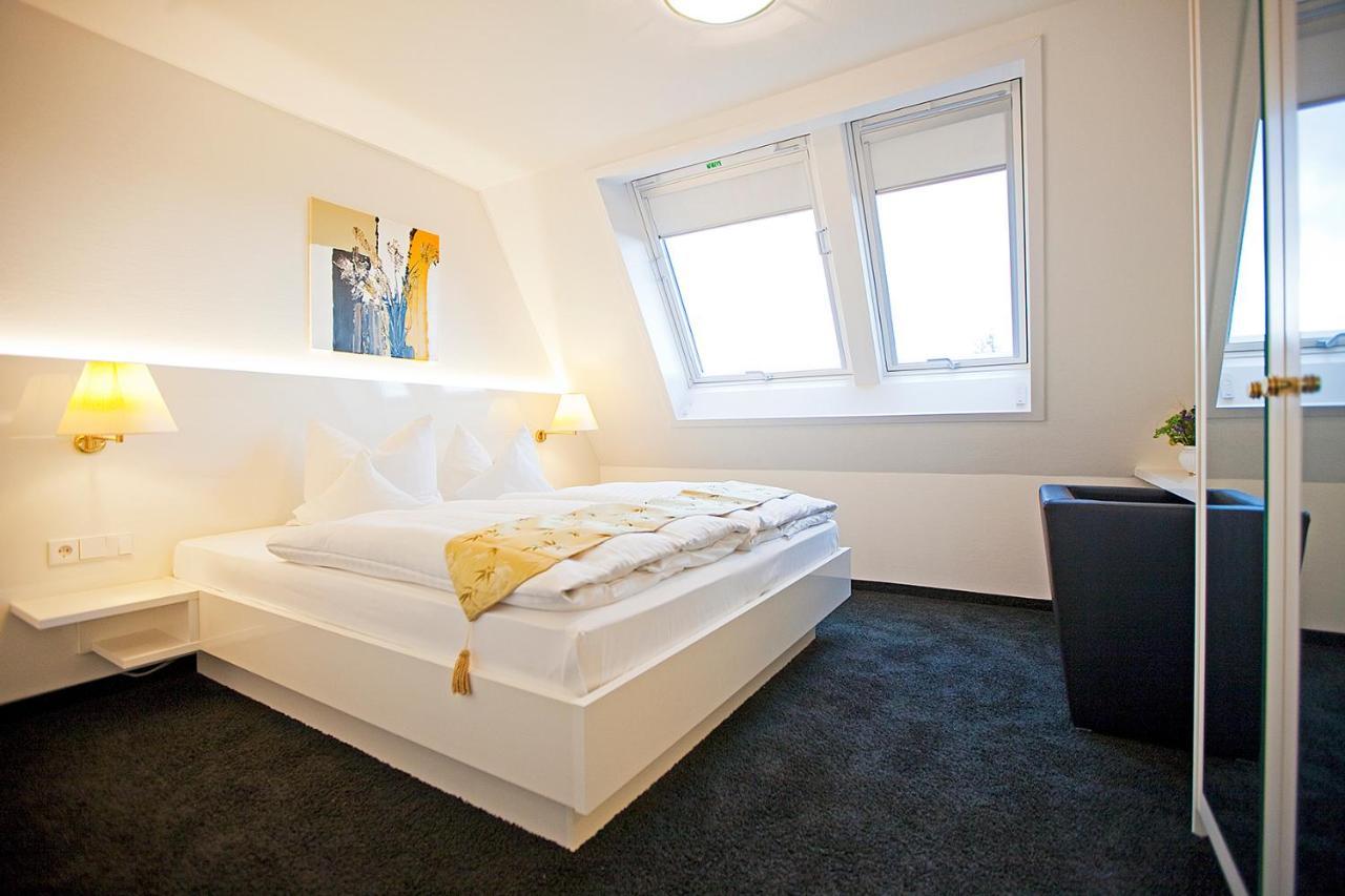 Hotel Krone Ohg Gerlingen Quarto foto